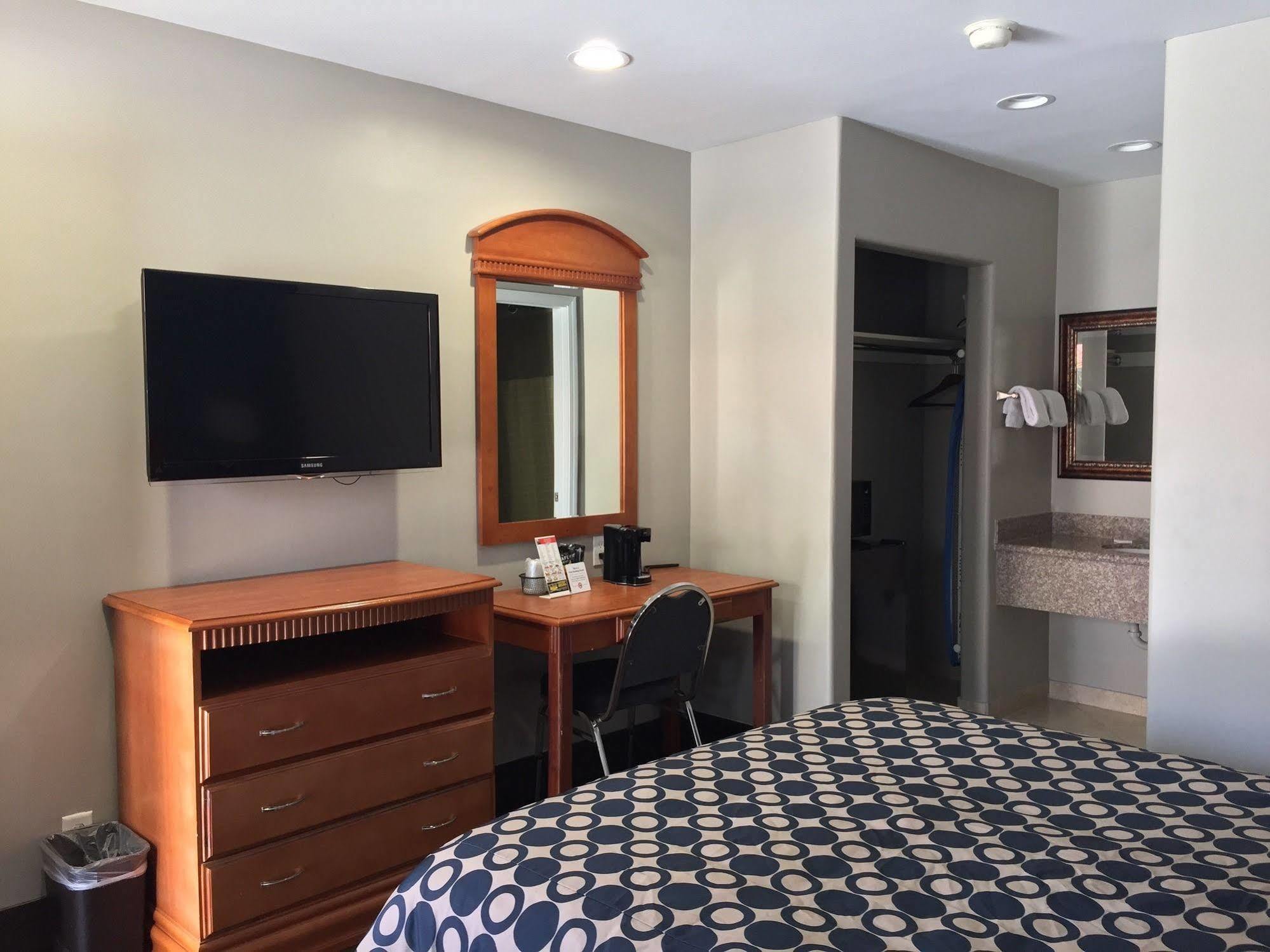 Hyland Inn Brea Ngoại thất bức ảnh