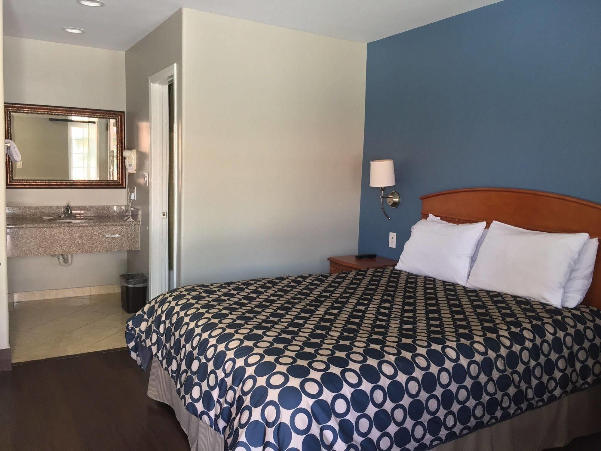 Hyland Inn Brea Ngoại thất bức ảnh